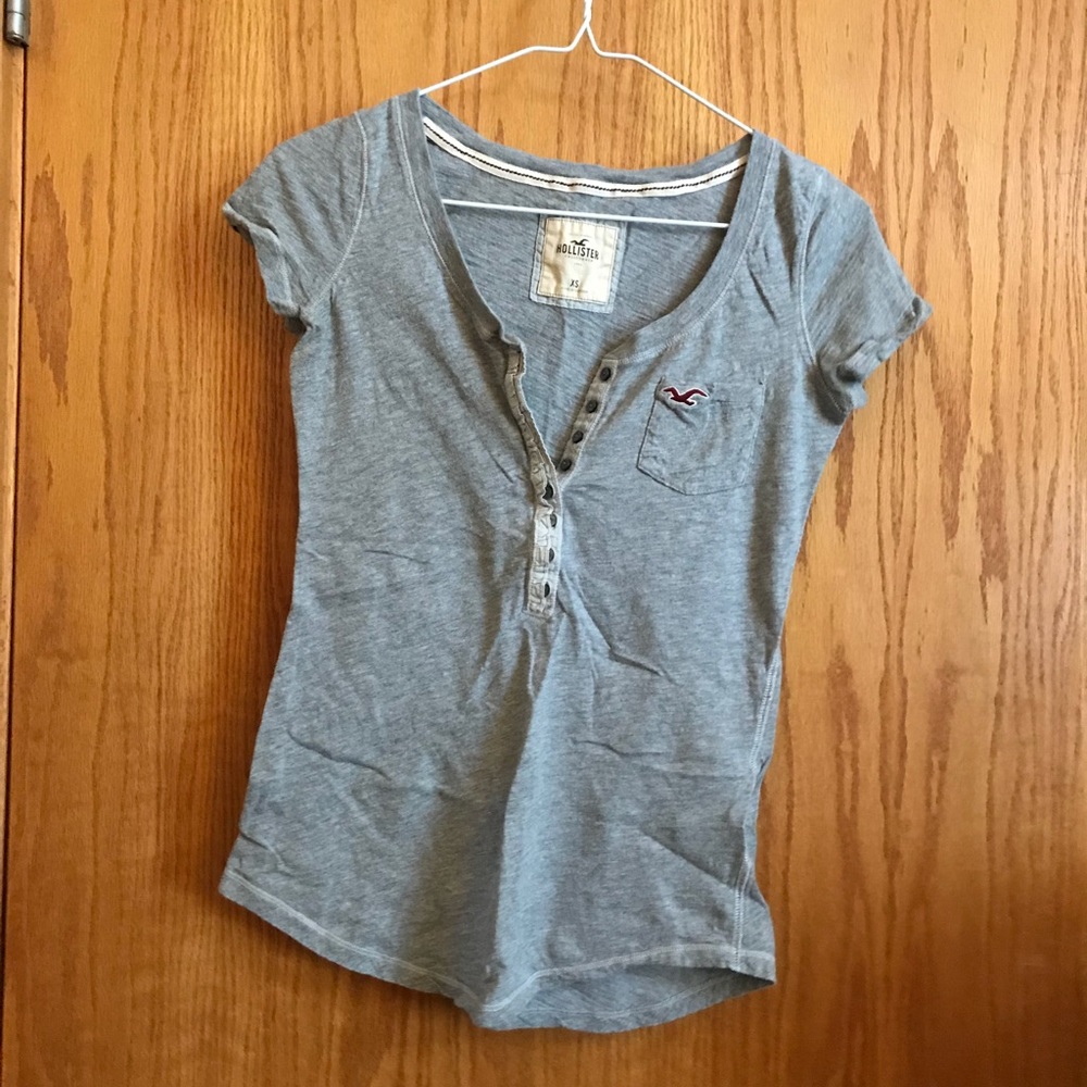 Gray Hollister Tshirt